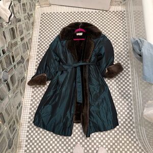 Vintage Elegant emerald Green real fur lined rain coat by J.Mendel